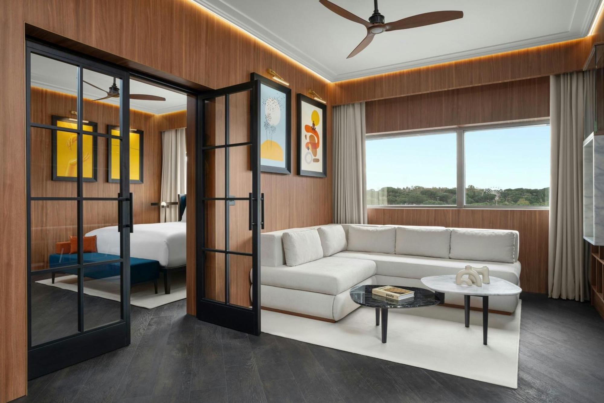 Sheraton Hotel&conference Center 4*